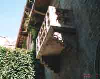 �W�����G�b�g�̃o���R�j�[